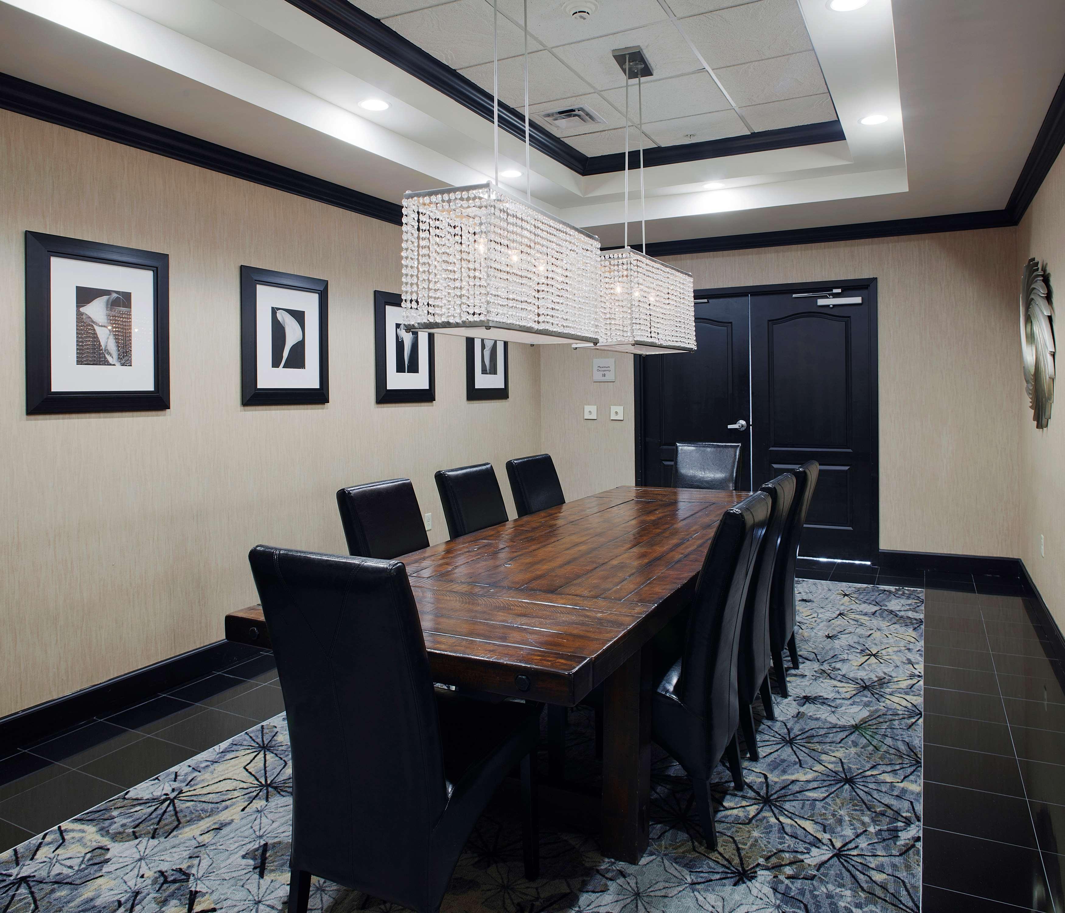 Hilton Garden Inn Jonesboro Buitenkant foto